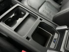 Land Rover Defender thumbnail 24