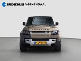 Land Rover Defender thumbnail 4