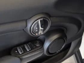 MINI Cooper thumbnail 14