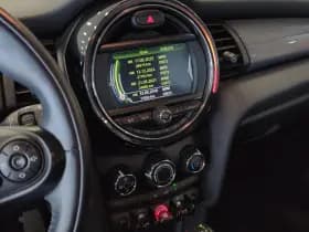 MINI Cooper thumbnail 18