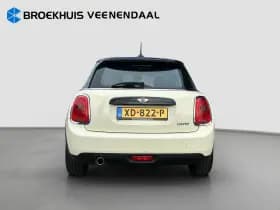 MINI Cooper thumbnail 5