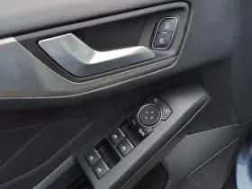 Ford Focus thumbnail 18