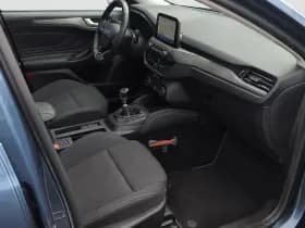 Ford Focus thumbnail 10