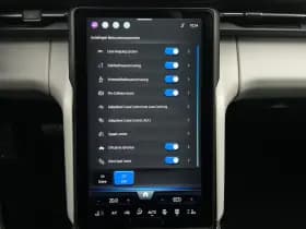 Ford Explorer thumbnail 25