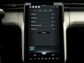 Ford Explorer thumbnail 26