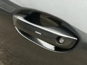Ford Explorer thumbnail 35