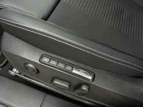 Ford Explorer thumbnail 9