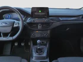 Ford Focus thumbnail 16
