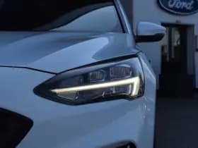 Ford Focus thumbnail 24