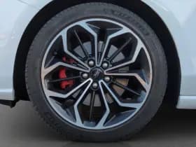 Ford Focus thumbnail 7