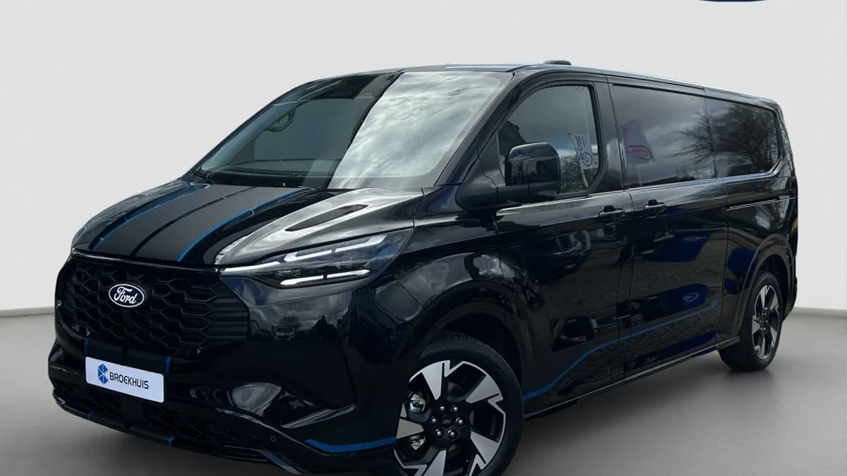 Ford Transit Custom — foto 1