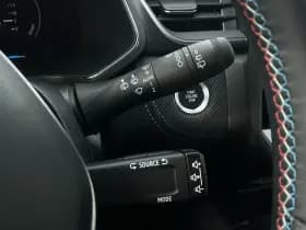 Renault Captur thumbnail 16