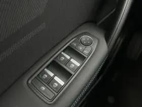 Renault Captur thumbnail 18