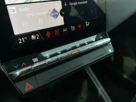 Renault Captur thumbnail 23