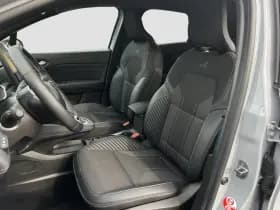 Renault Captur thumbnail 8