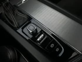 Volvo XC60 thumbnail 23