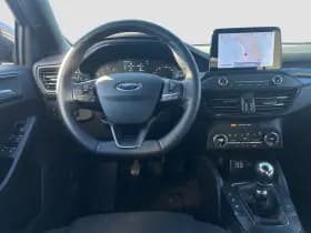 Ford Focus thumbnail 2