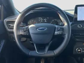 Ford Focus thumbnail 11