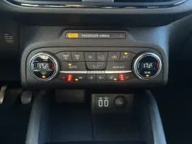 Ford Focus thumbnail 25