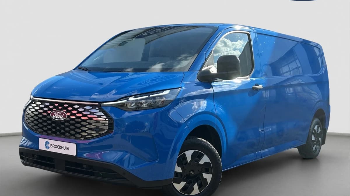 Ford E-Transit Custom — foto 1