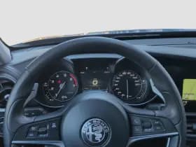 Alfa Romeo Giulia thumbnail 13