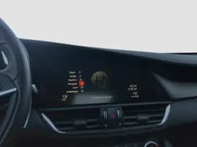 Alfa Romeo Giulia thumbnail 29