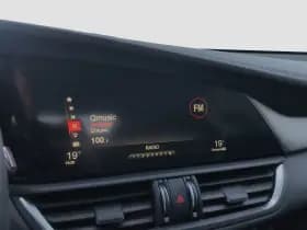 Alfa Romeo Giulia thumbnail 31