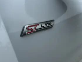 Ford Kuga thumbnail 38