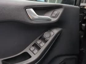 Ford Fiesta thumbnail 18