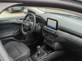 Ford Focus thumbnail 25