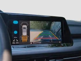 Volkswagen Golf thumbnail 32