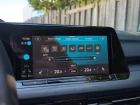 Volkswagen Golf thumbnail 33
