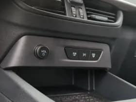 Ford E-Transit Courier thumbnail 21