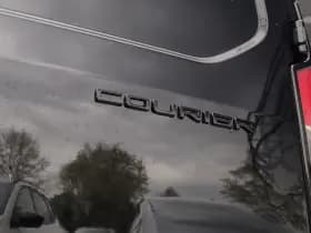 Ford E-Transit Courier thumbnail 35