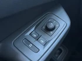 Ford Grand Tourneo Connect thumbnail 23