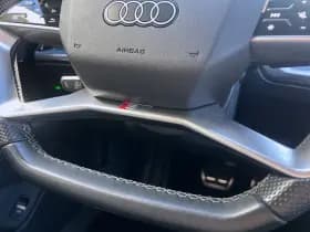 Audi Q4 e-tron thumbnail 18