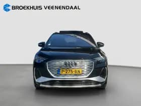 Audi Q4 e-tron thumbnail 4