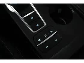 Ford Kuga thumbnail 32