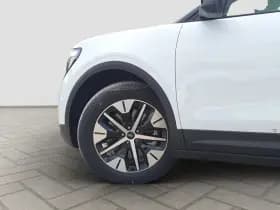 Ford Explorer thumbnail 6