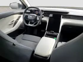 Ford Explorer thumbnail 8