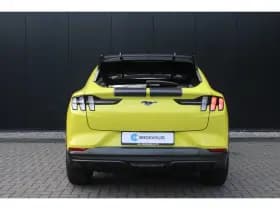 Ford Mustang Mach-E thumbnail 6