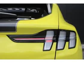 Ford Mustang Mach-E thumbnail 8