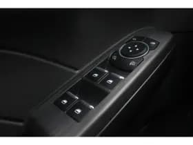 Ford Kuga thumbnail 42