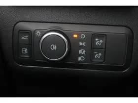 Ford Kuga thumbnail 49