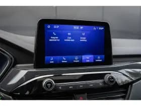 Ford Kuga thumbnail 42