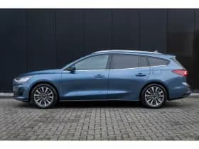 Ford Focus thumbnail 9