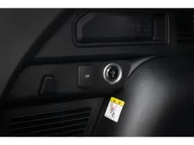 Ford Kuga thumbnail 4
