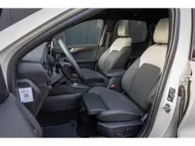 Ford Kuga thumbnail 8