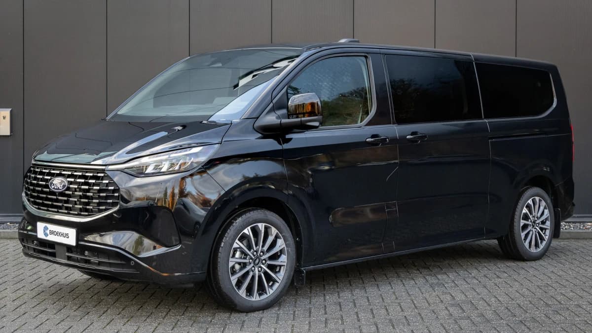 Ford Transit Custom — foto 1