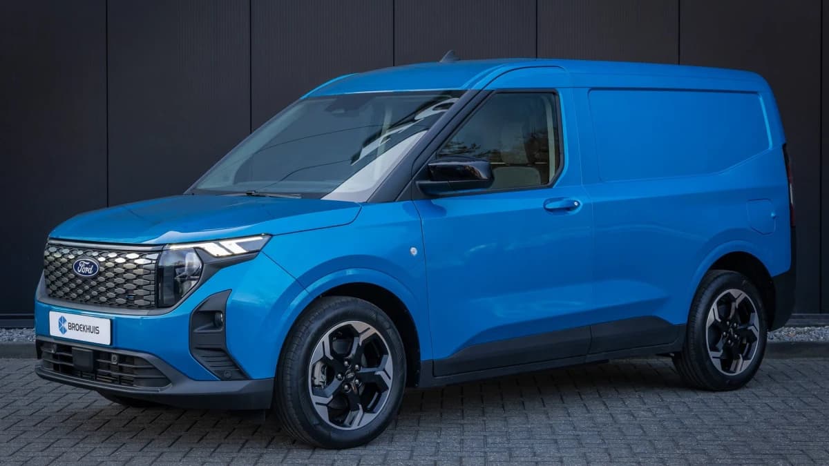 Ford E-Transit Courier — foto 1